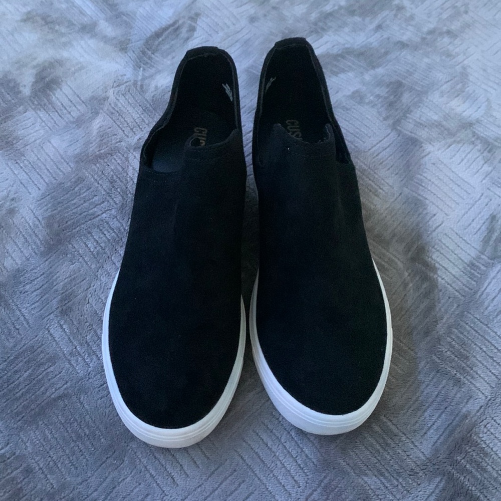 Cushionaire Womens Wedge Shoes